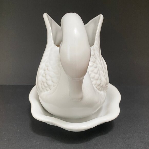 Adorable Little White Swan Planter with Attached Saucer in White - Picture 6 of 7